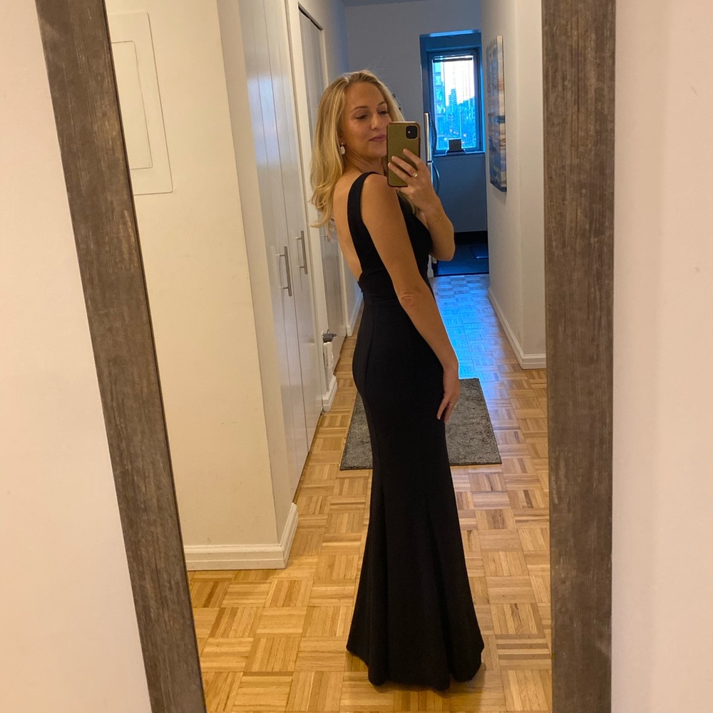 Amsale Joelle size 0 gown in navy